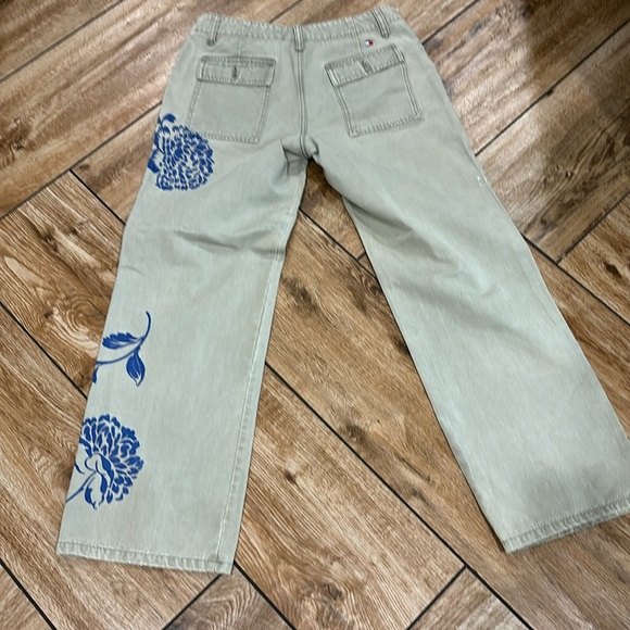 Tommy Hilfiger Floral Painted Canvas Jeans l Women's Size 8 l Gray Green Blue - Picture 5 of 7